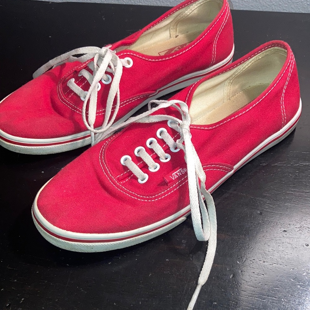 Red Vans ❤️❤️❤️ - Picture 2 of 5